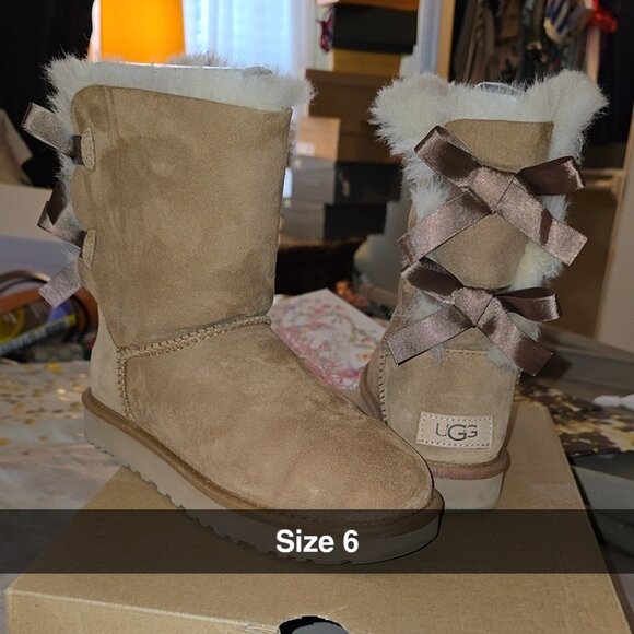Ugg Boots - Picture 1 of 1
